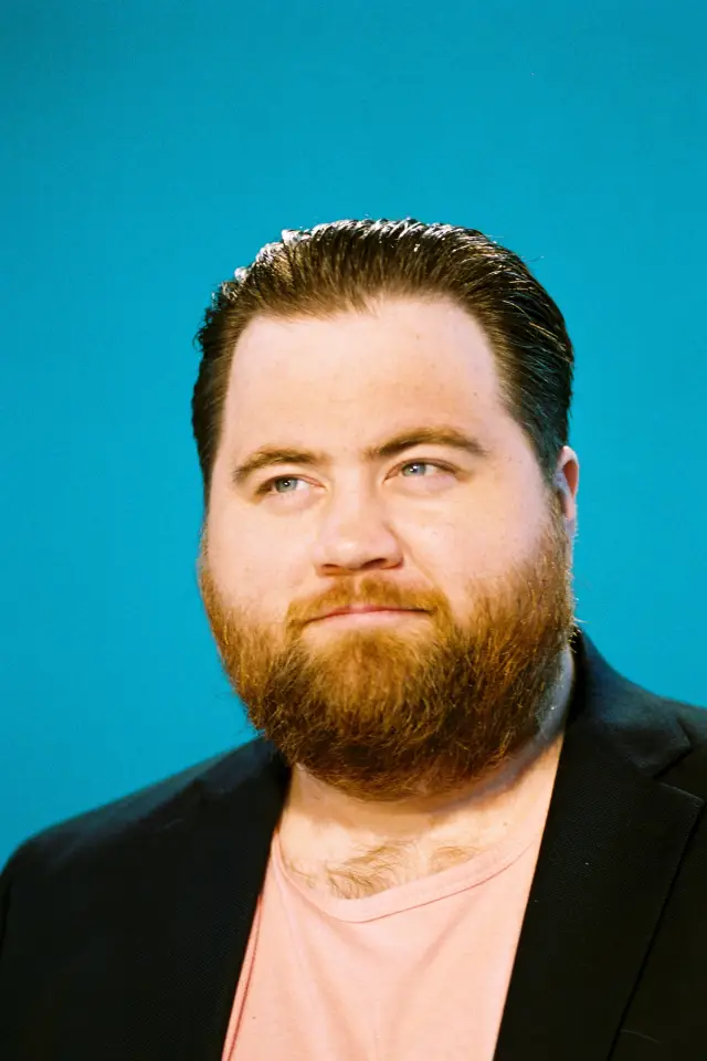 Фото Пол Уолтер Хаузер (Paul Walter Hauser)