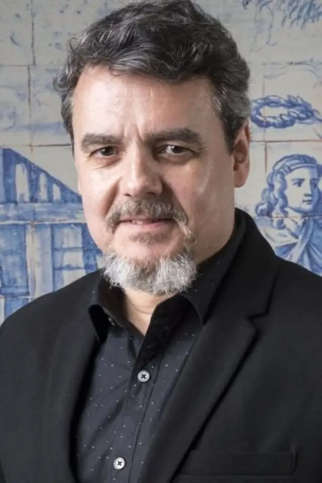 Фото  (Cássio Gabus Mendes)