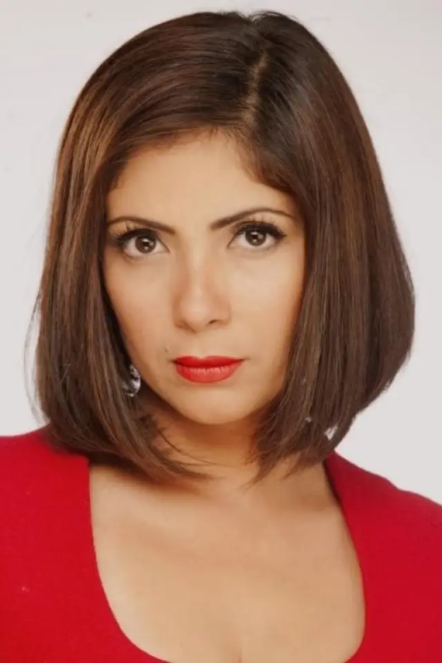 Фото  (Mona Zaki)