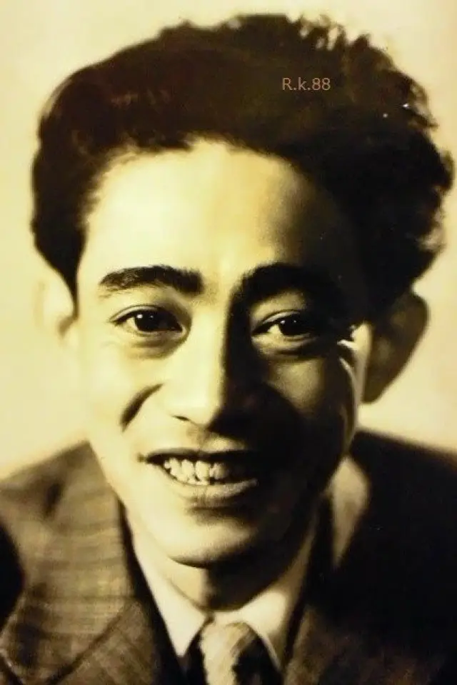 Фото  (Kenichi Enomoto)