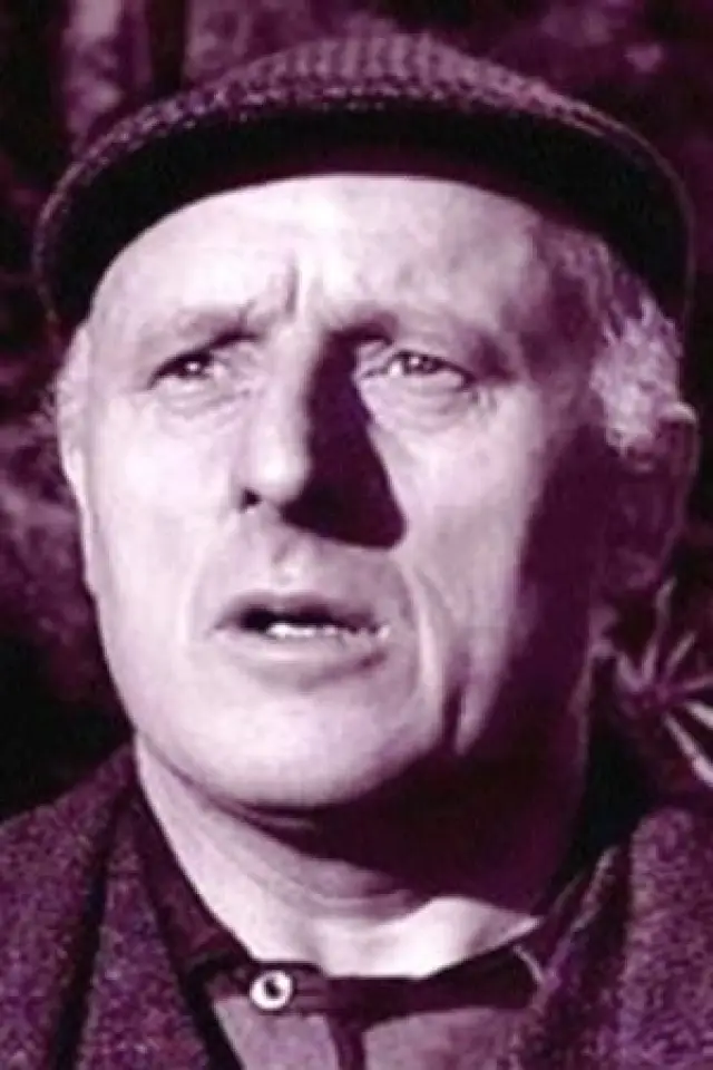 Фото Дональд Биссет (Donald Bisset)