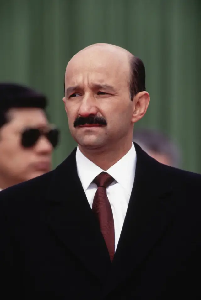 Фото  (Carlos Salinas de Gortari)