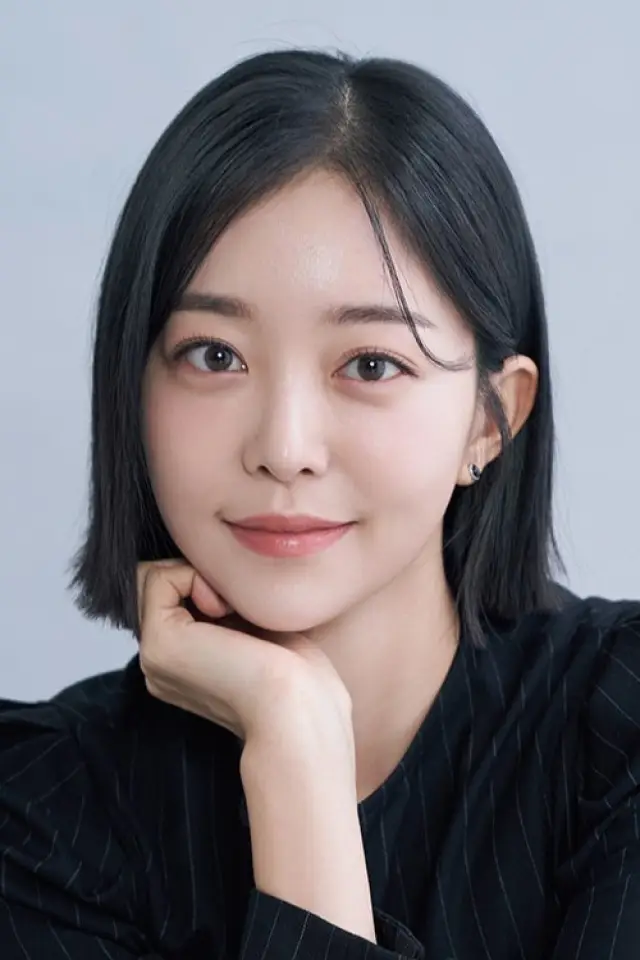 Фото  (Kim Ga-eun)