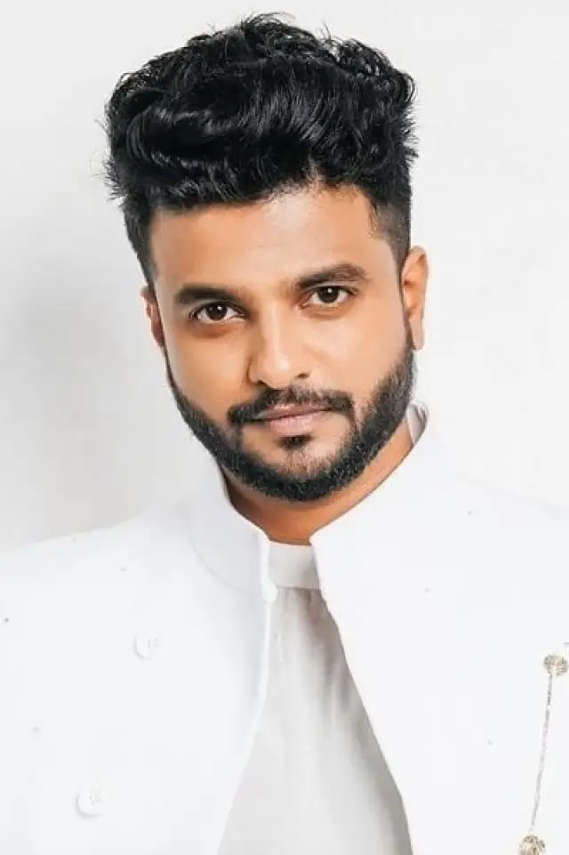 Фото Нирадж Мадхав (Neeraj Madhav)