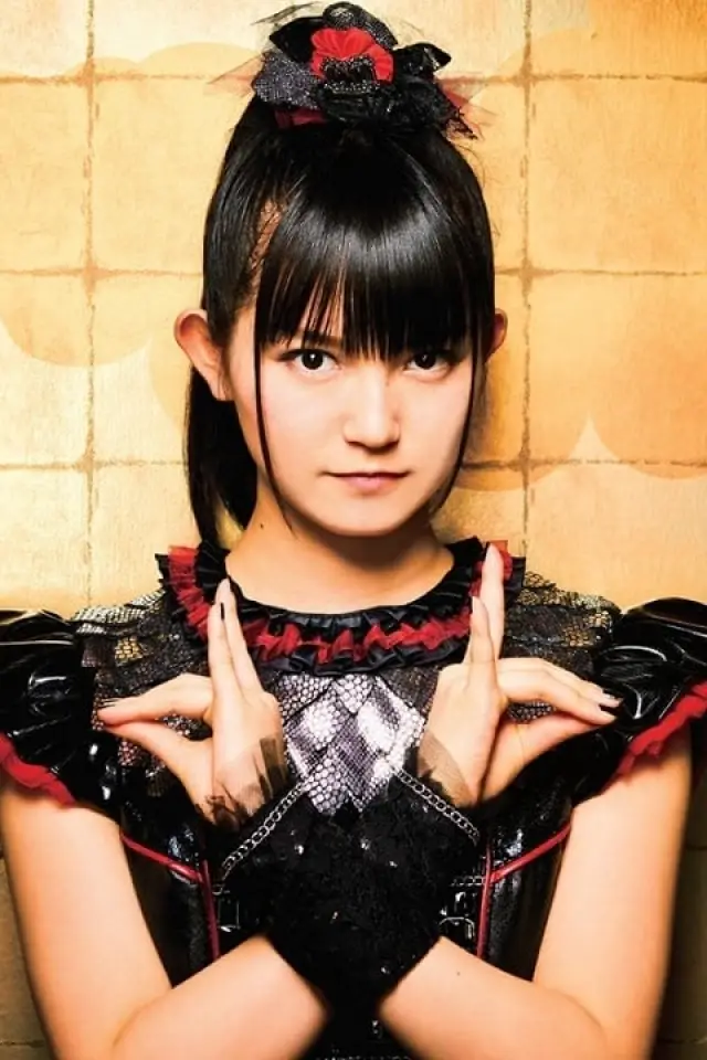 Фото Судзука Накамото (Suzuka Nakamoto)