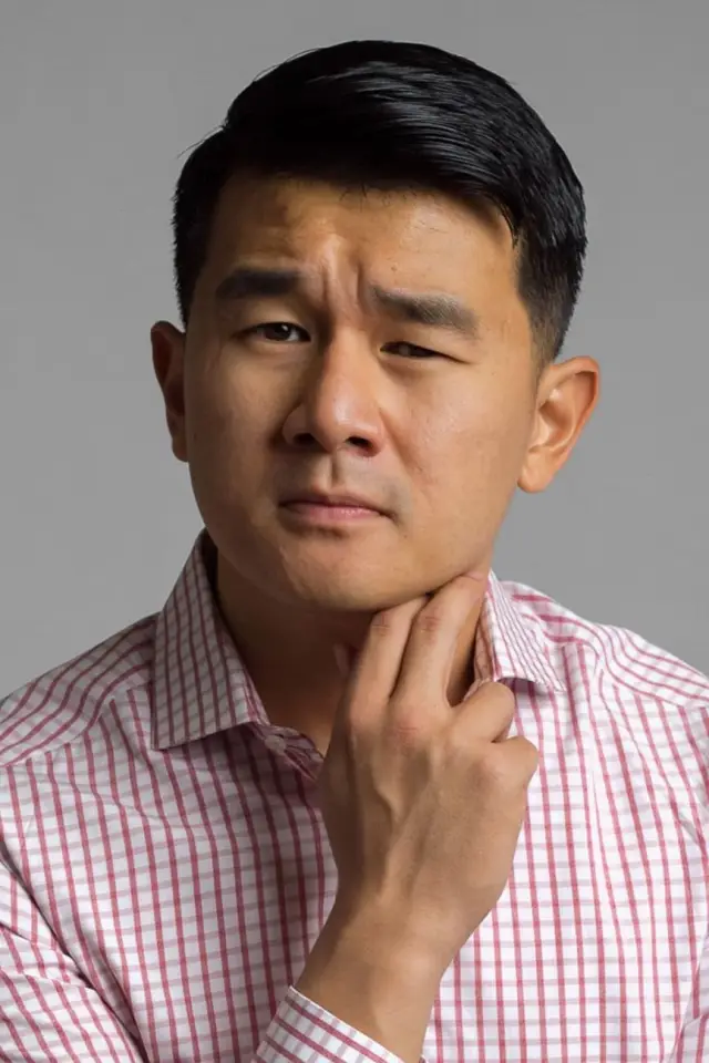 Фото Ронни Чиенг (Ronny Chieng)