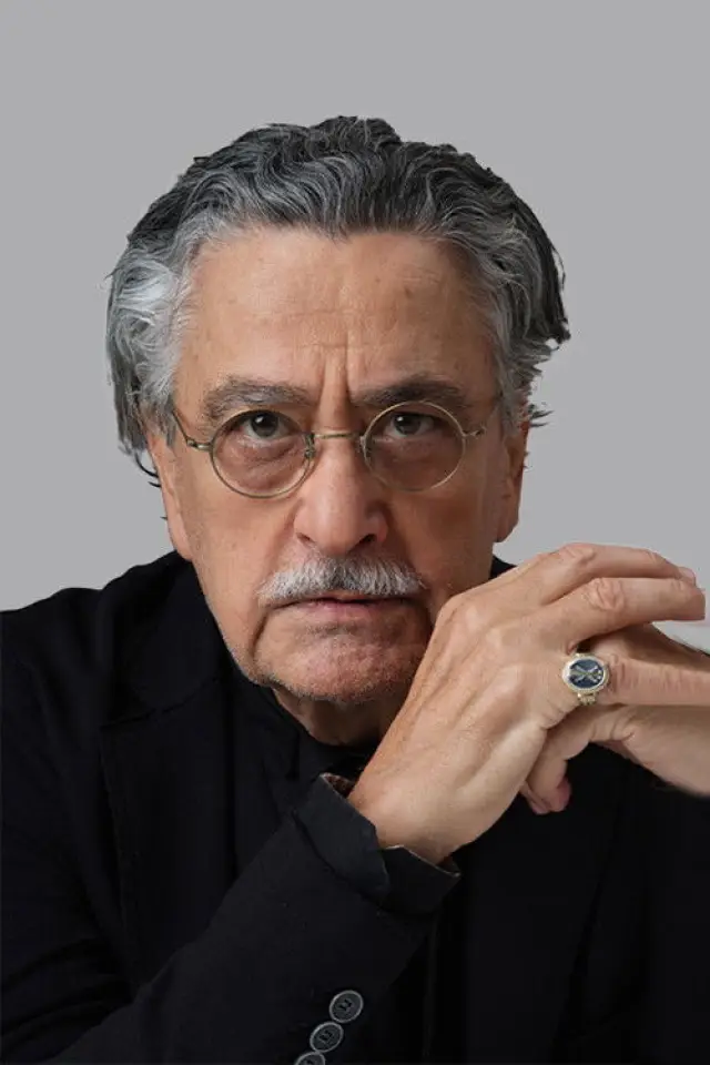 Фото  (Nikos Galanos)