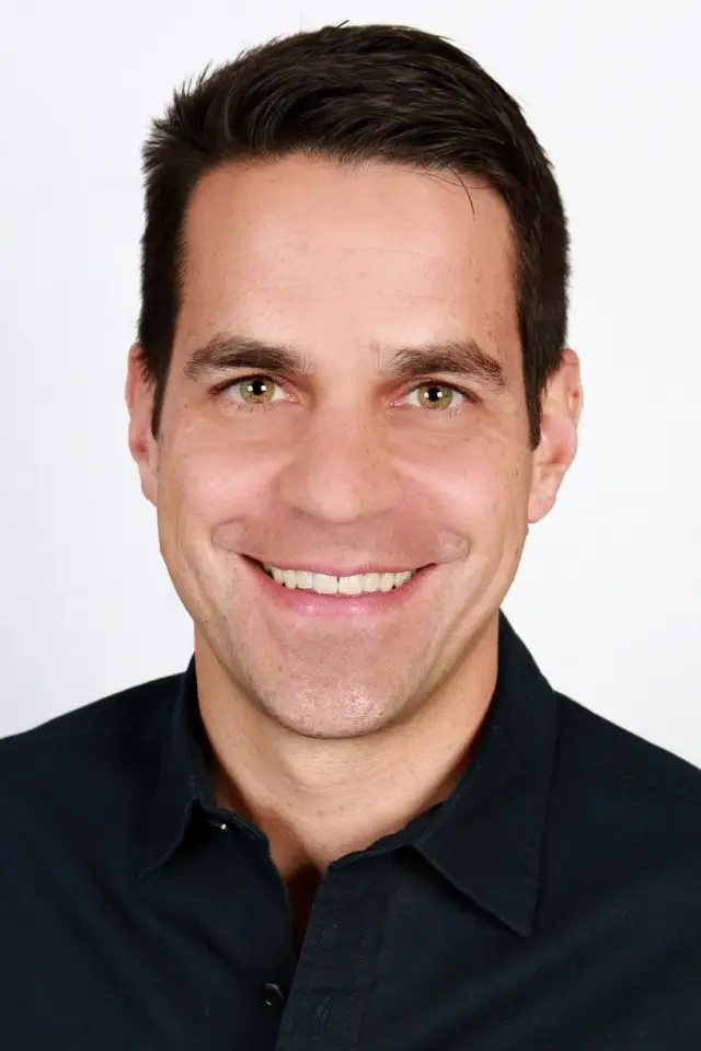 Фото  (Dave Karger)