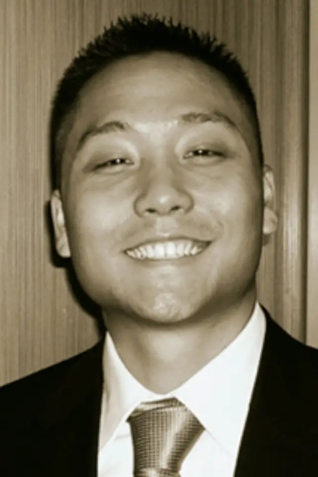 Фото  (Andrew Ahn)