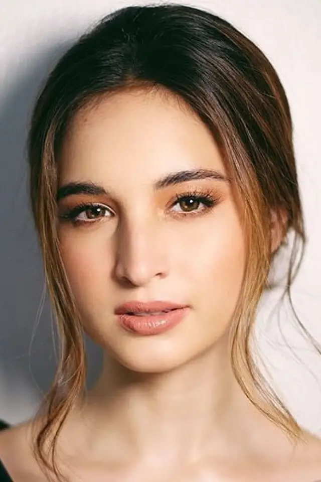 Фото  (Coleen Garcia)