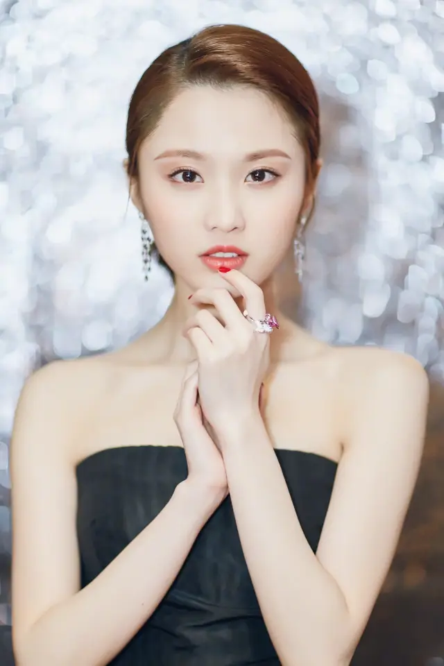 Фото Чжан Хуэй Вэнь (Zhang Huiwen)