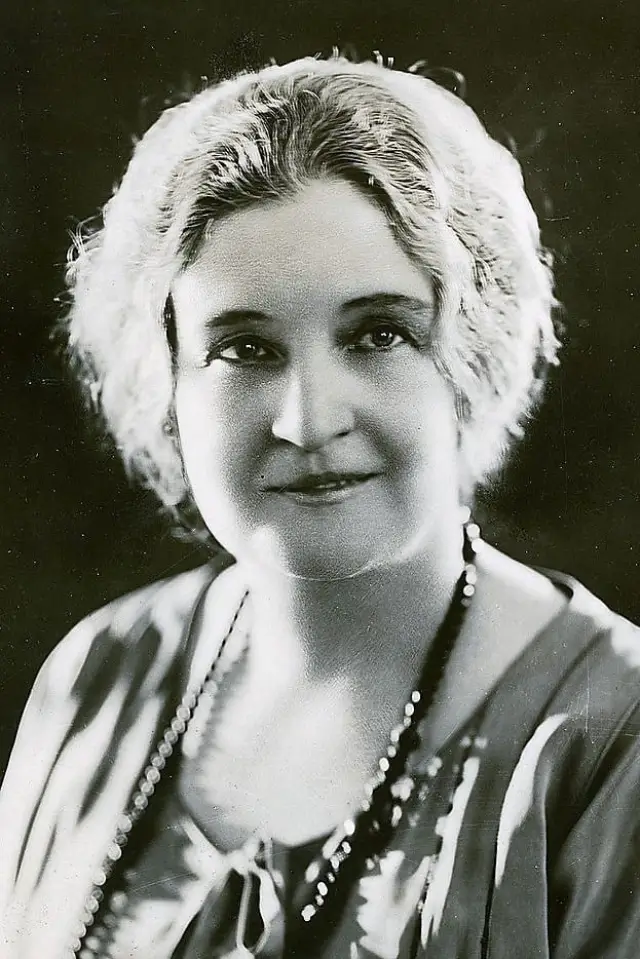 Фото  (Mary Carr)