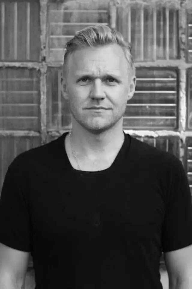 Фото  (Adam Berg)