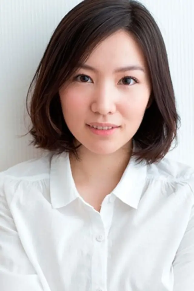 Фото  (Eri Tokunaga)