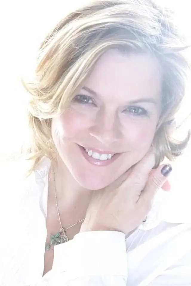 Фото  (Janie Dee)