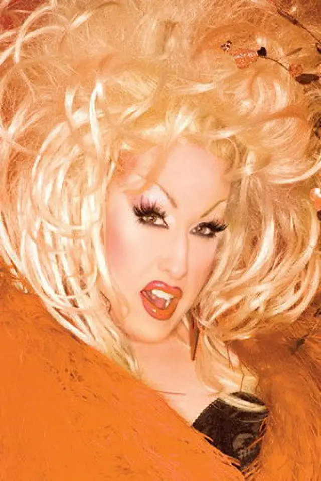 Фото  (Chi Chi LaRue)