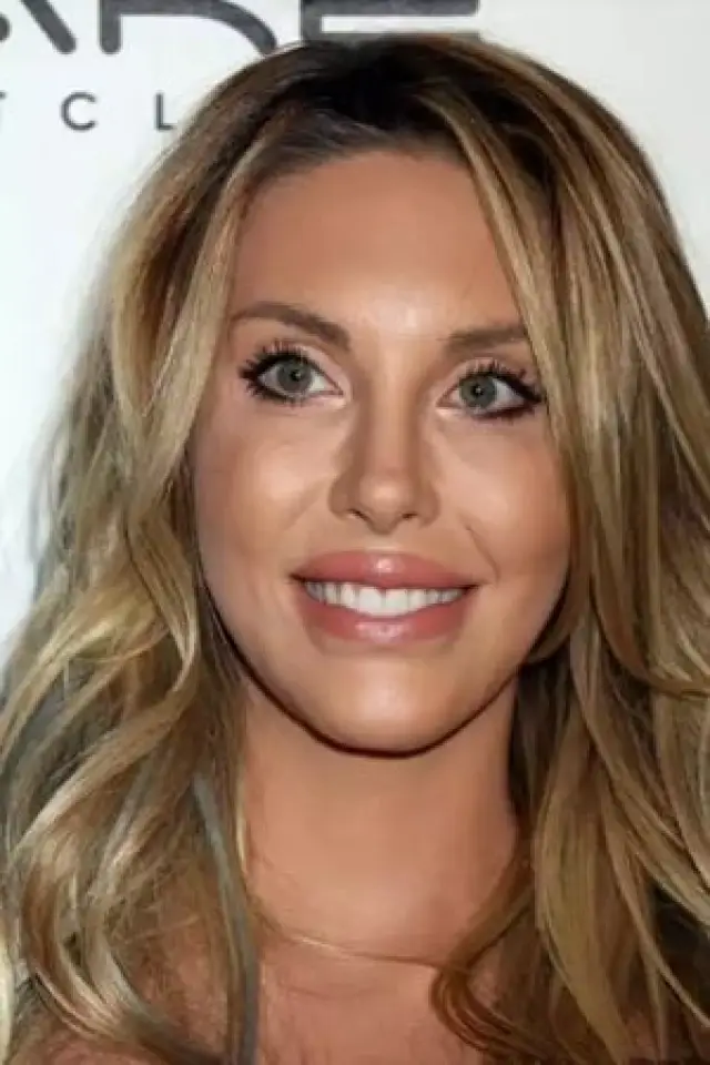 Фото  (Chloe Lattanzi)