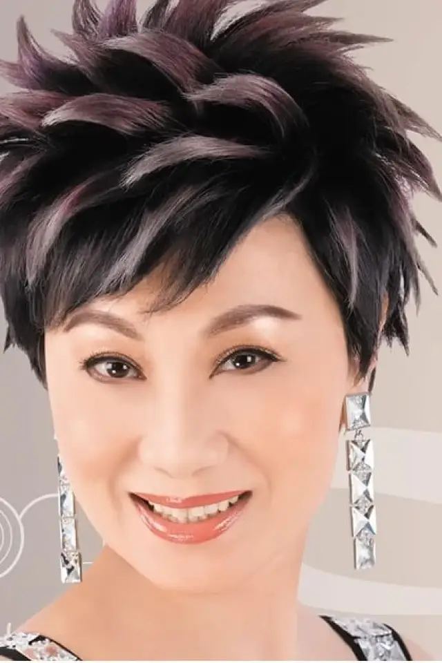 Фото  (Katherine Lau Ying-Hung)