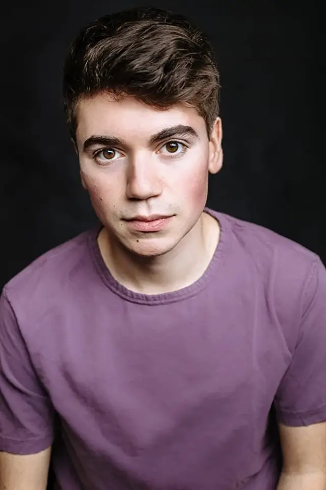 Фото Ноа Гэлвин (Noah Galvin)