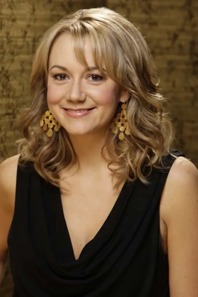 Фото Мегин Прайс (Megyn Price)