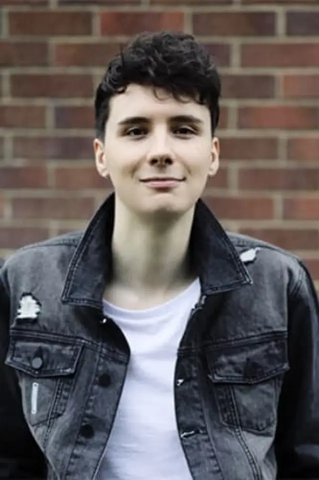 Фото Дэниел Хауэлл (Daniel Howell)