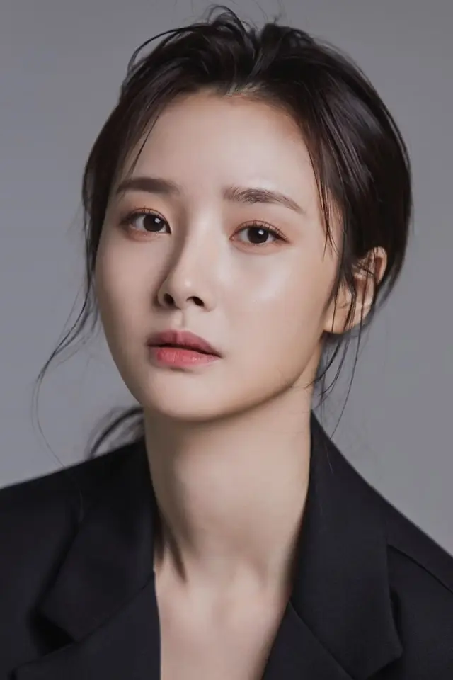 Фото Пэ У Хи (Bae Woo-hee)