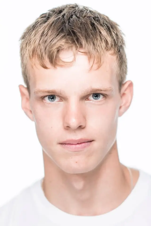 Фото Финн Беннетт (Finn Bennett)