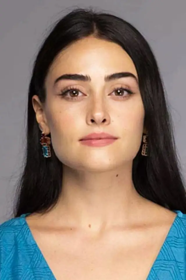 Фото  (Esra Bilgiç)