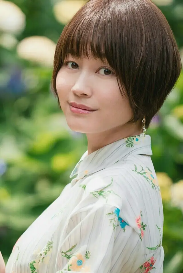 Фото Хибику Ямамура (Hibiku Yamamura)