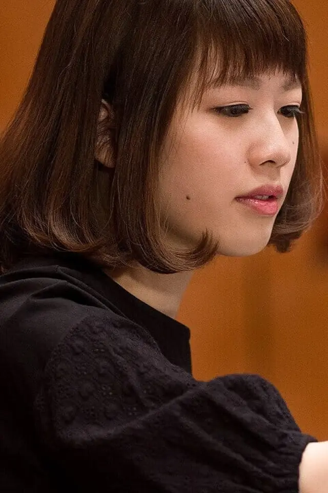 Фото Мики Сакураи (Miki Sakurai)