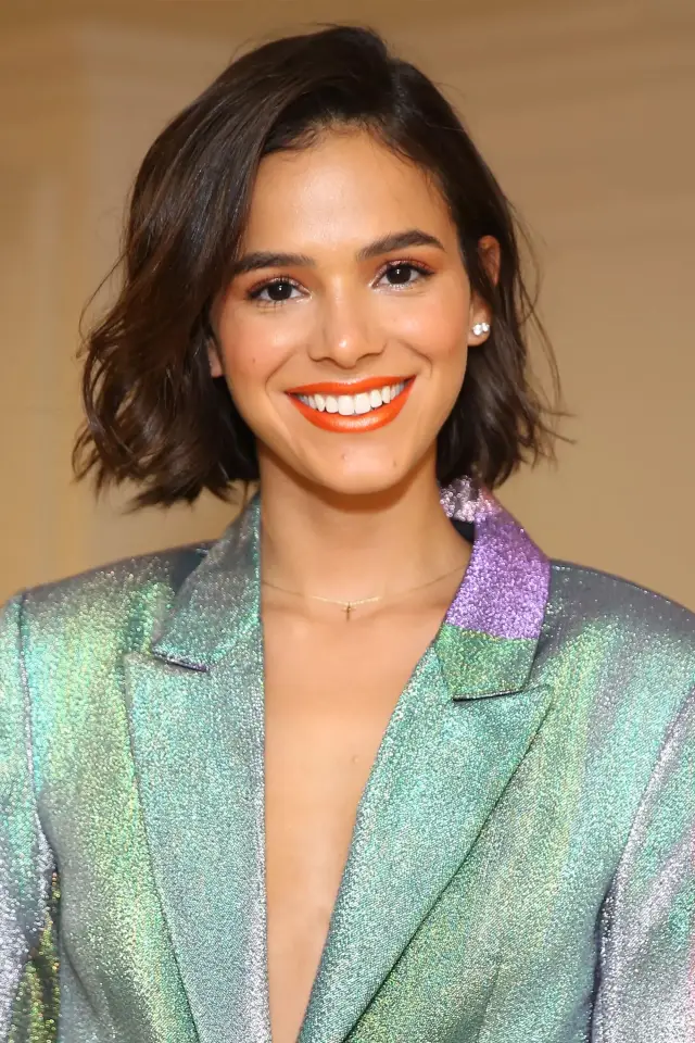 Фото Бруна Маркезини (Bruna Marquezine)