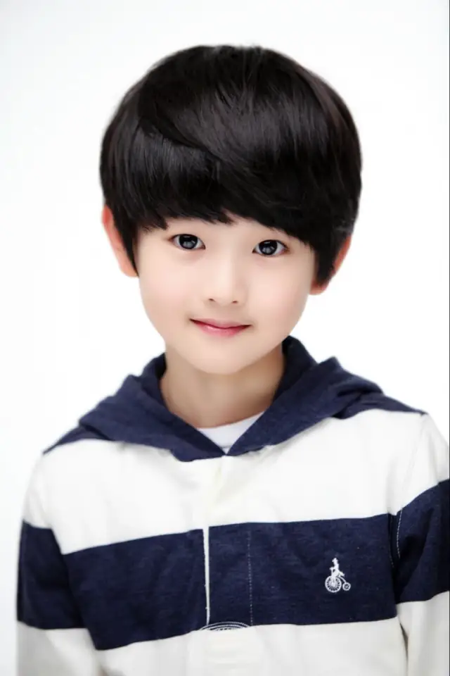Фото  (Kim Ye-jun)
