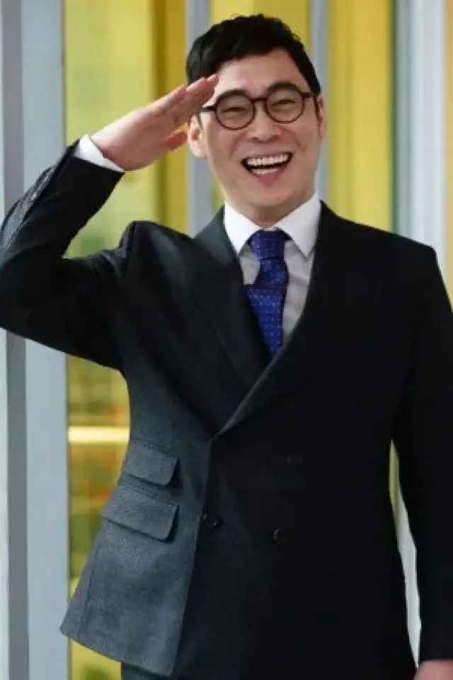 Фото  (Jang Dong-hyuk)