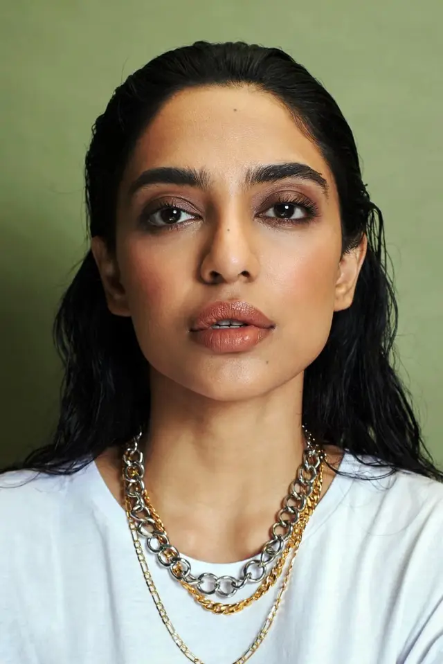 Фото Собхита Дхулипала (Sobhita Dhulipala)