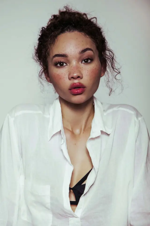 Фото Эшли Мур (Ashley Moore)