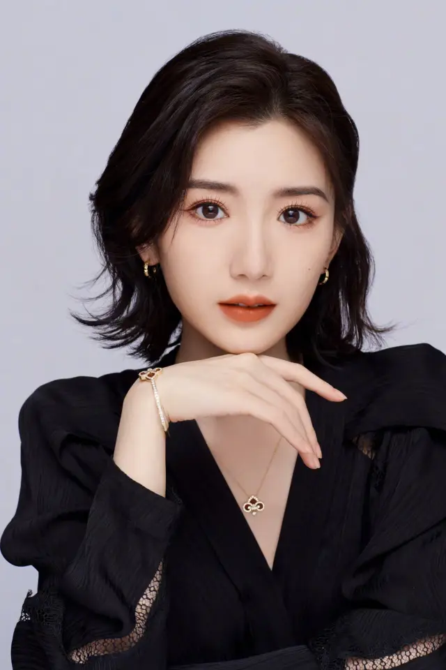 Фото  (Mao Xiaotong)
