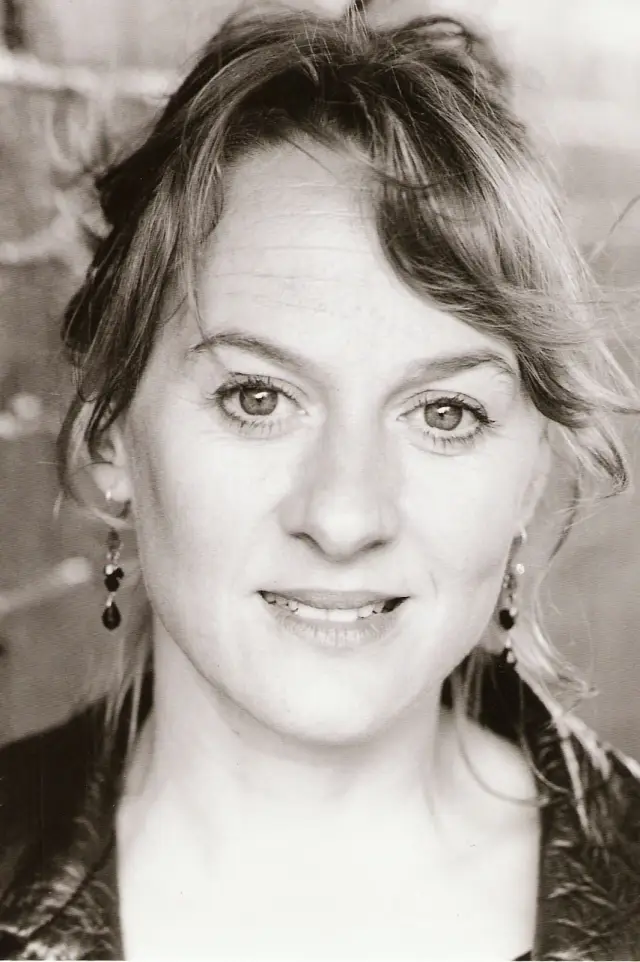 Фото Ниам Кусак (Niamh Cusack)