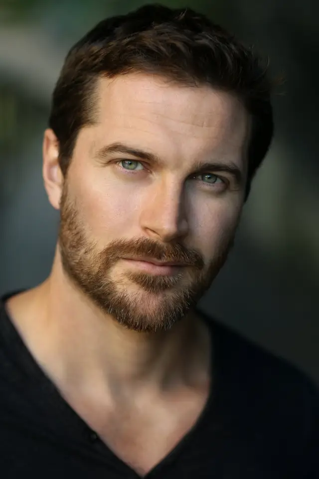 Фото Киран Бью (Kieran Bew)