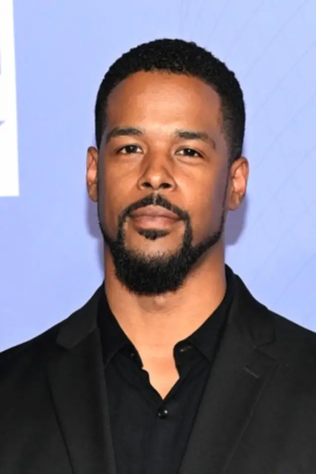 Фото Грэгг Уэйанс (Gregg Wayans)