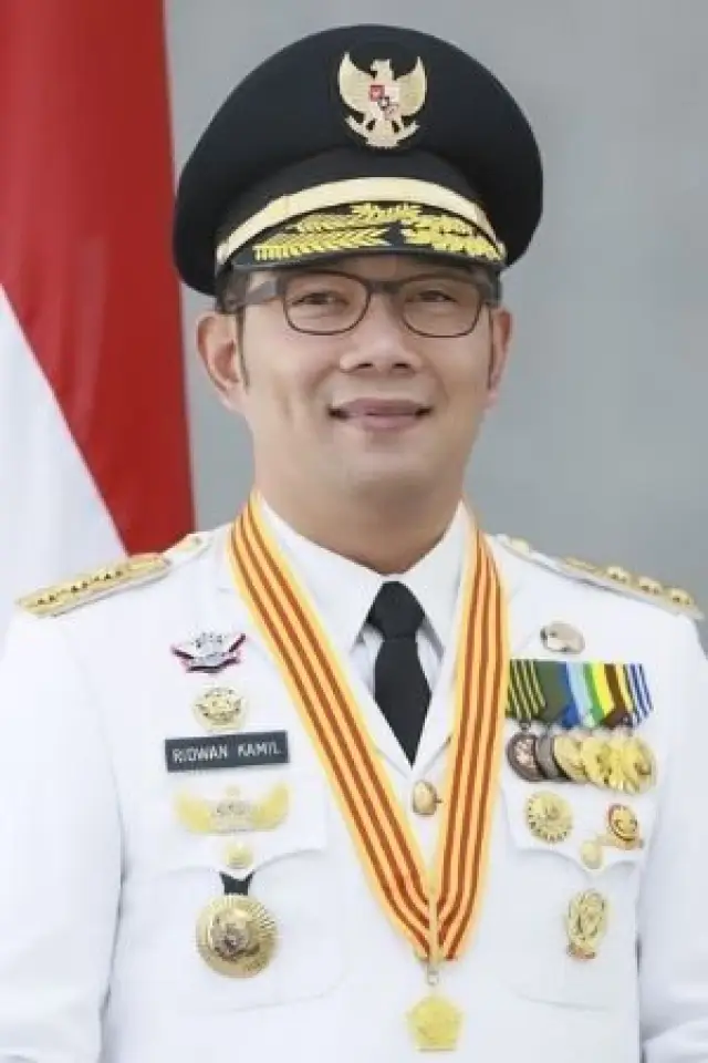 Фото  (Ridwan Kamil)