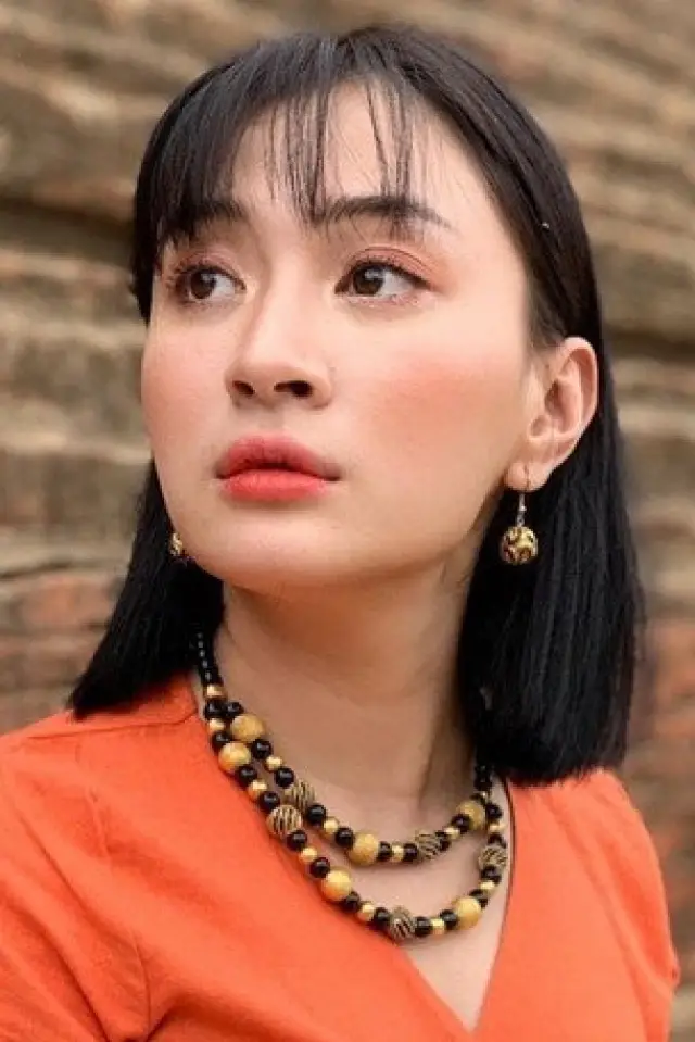 Фото Вут Хмоне Шве Йи (Wutt Hmone Shwe Yi)