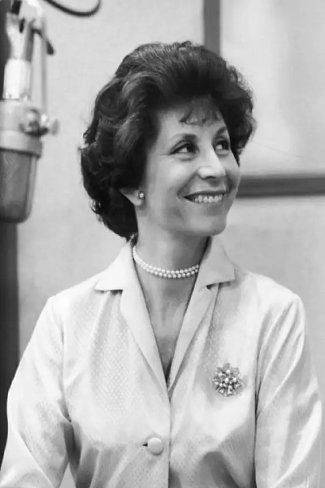 Фото Бетти Компден (Betty Comden)