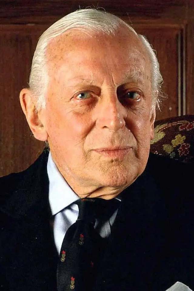 Фото  (Alistair Cooke)