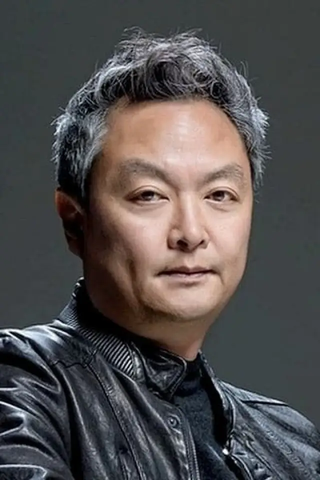 Фото Кан Юн-сон (Kang Yun-sung)