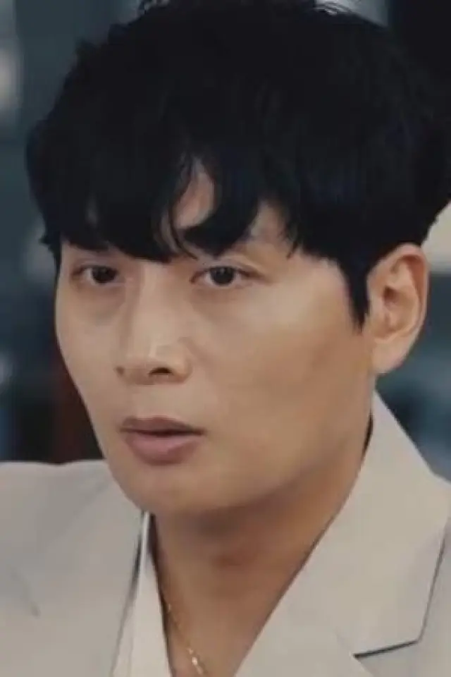 Фото Кан Мин У (Kang Min-woo)