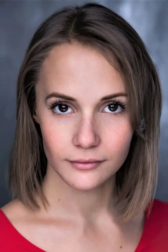 Фото Рози Холден (Rosie Holden)