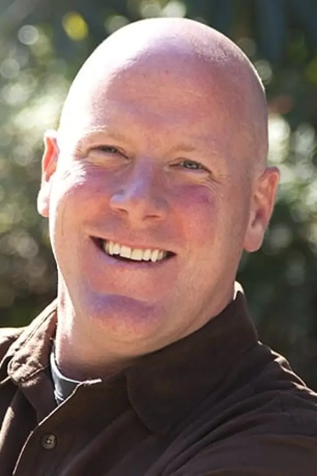 Фото  (Kevin Scott)