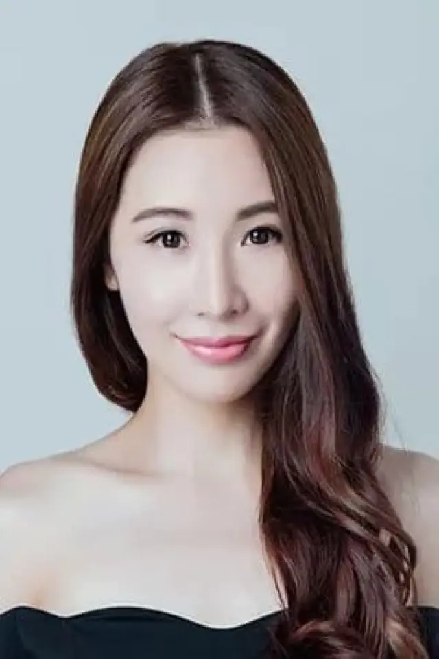 Фото  (Gigi Lau)