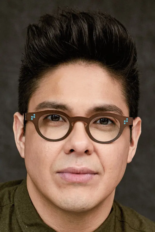 Фото Джордж Салазар (George Salazar)