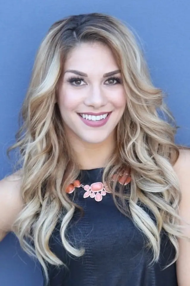 Фото  (Allison Holker)